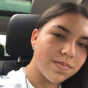 Meet your Posher, Daniela